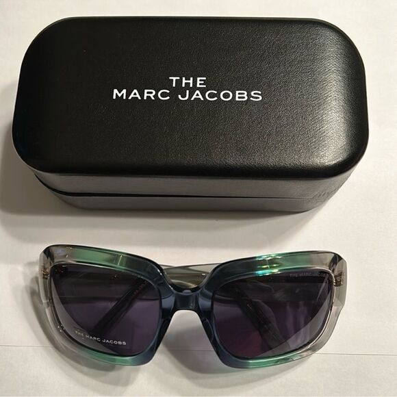 Marc Jacobs Green/Grey Sunglasses. NWOT - Picture 2 of 7